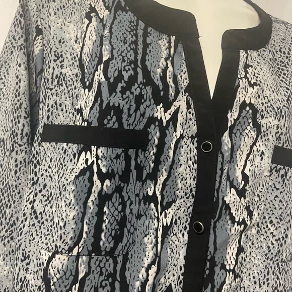 Elementz Top Blouse Button Up PXL Black Gray Petite Roll Tab Sleeves - Picture 3 of 9